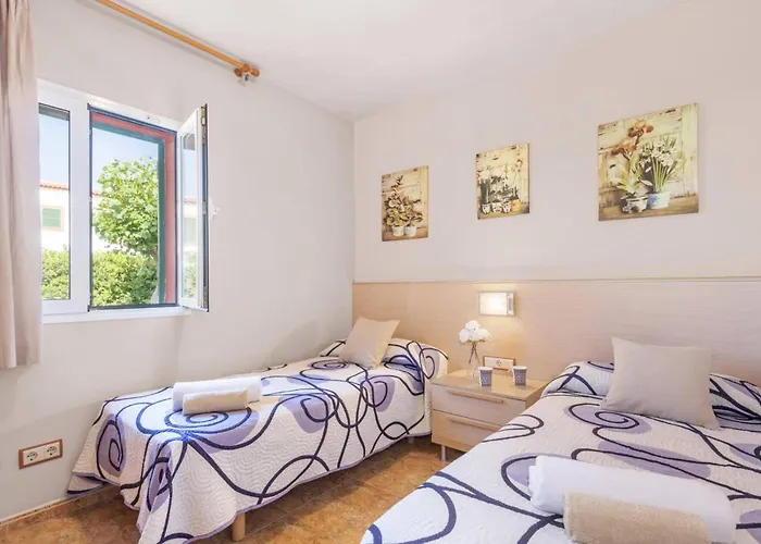 Sea Garden By * Cala en Forcat